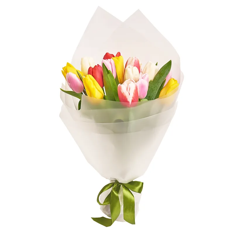 Букет из 15 разноцветных тюльпанов
